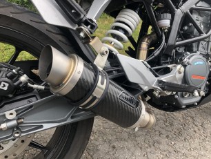 KTM 125 Duke 2011-2016<p>A16 Carbon Moto GP Exhaust with Titanium Type Slashcut Outlet</p>