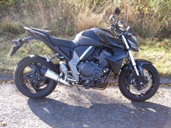 Honda CBR1000R <p>A16 Stainless Cone Exhaust with Carbon Cap Outlet<br/><br/></p>