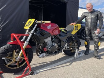 Honda CB500, A16 Race Seat and A16 Race Bellypan
