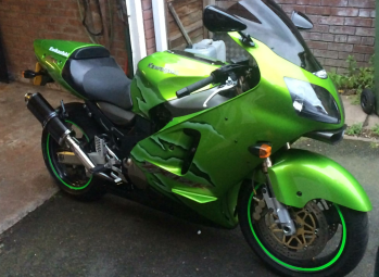 Kawasaki ZX12R 1999-2005<p>A16 Road Legal Carbon Exhaust with Polished Traditional Spout</p><br />