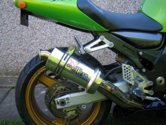 Kawasaki ZX12R 1999-2005<p>A16 Stubby Stainless Exhaust with Polished Traditional Spout</p><br />