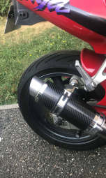 Kawasaki ZX6R G J 1998-2001<p>A16 Moto GP Carbon Exhaust with Titanium Type Slashcut Outlet</p><br />