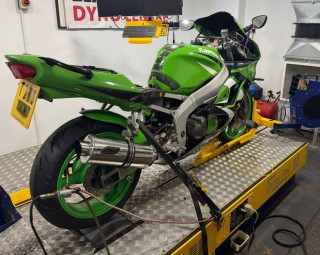 Kawasaki ZX6R G J 1998-2001<p>A16 Stainless Road Legal Exhaust with Polished Slashcut Outlet</p><br />