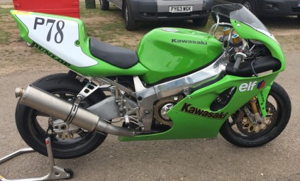 Kawasaki ZX7R 1996-2003 <p>A16 Race Plain Titanium Exhaust with Titanium Type Traditional Spout</p><br />