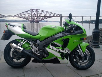 Kawasaki ZX7R 1996-2003 <p>A16 Stubby Stainless Exhaust with Polished Traditional Spout</p><br />