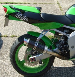 Kawasaki ZX9R 1998 onwards<p>A16 Moto GP Carbon Exhaust with Polished Slashcut Outlet</p><br />