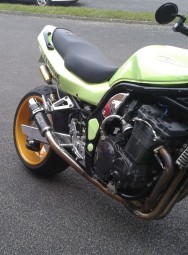 Suzuki GSF 1200 Bandit <p>A16 Moto GP Carbon Exhaust with Polished Slashcut Outlet</p><br />