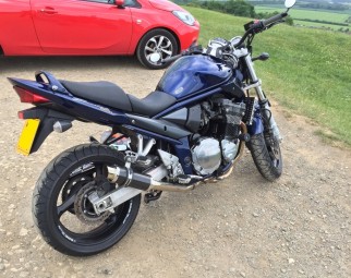 Suzuki GSF 1200 Bandit <p>A16 Moto GP Carbon Exhaust with Polished Slashcut Outlet</p><br />