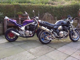 Suzuki GSF 1200 Bandit<p>A16 Twin High Level Exhausts</p><p>A16 Road Legal Stainless Exhausts with Traditional Spouts</p><br />