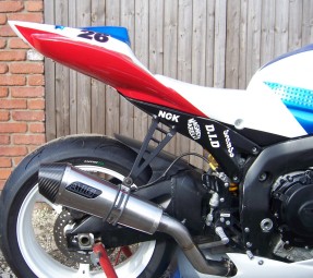 Suzuki GSXR 600 750 2006-2007 K6 K7 <p>A16 Brushed Stainless Cone Exhaust with Carbon Cap</p><br>