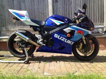 Suzuki GSXR 600 750 K1-K5 2001-2005<p>A16 Moto GP Stainless Exhaust with Slashcut Outlet</p><br />
