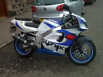 Suzuki GSXR SRAD 1996-1999<p>A16 Road Legal Carbon Exhaust with Polished Traditional Spout</p><br/>