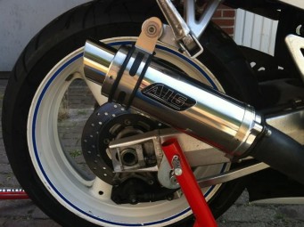Suzuki GSXR SRAD 1996-1999<p>A16 Moto GP Stainless Exhaust with Polished Slashcut Outlet</p><br/>