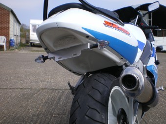 Suzuki GSXR SRAD 1996-1999<p>A16 Road Legal Coloured Titanium Exhaust with Polished Traditional Spout and A16 Undertray Kit</p><br/>