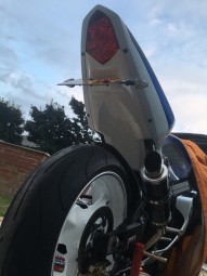 Suzuki GSXR 1000 K3 K4 2003-2004 A16 White Undertray Fitted