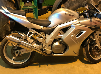 Suzuki SV1000 - All Years<p>A16 Road Legal Stainless Exhaust with Slashcut Outlets</p><br>