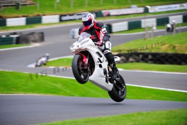Yamaha YZF R6 2006-2007<p>A16 Race Fairing and Seat at Cadwell Park</p><br />