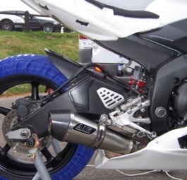 Yamaha YZF R6 2006-2016<p>A16 Stainless Cone Exhaust with Carbon Cap Outlet Outlet</p><p></p><br />
